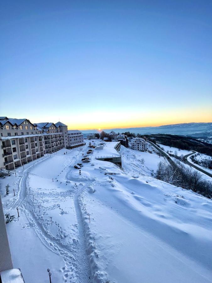 Milmari N69 Apartment Копаоник Екстериор снимка